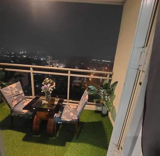 Azure Skyview 1br Netflix Karaoke Ps3 Airport Holiday home