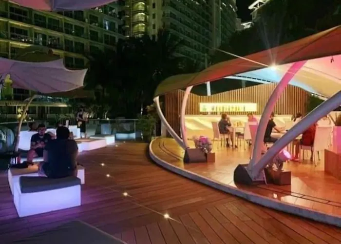 Azure Skyview 1br Netflix Karaoke Ps3 Airport Manila