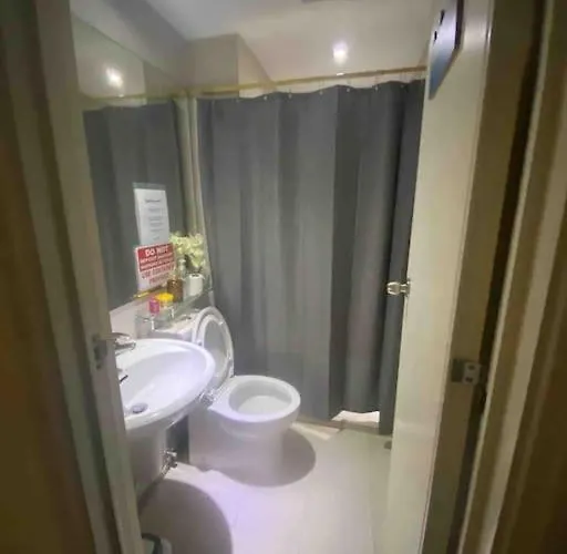 Azure Skyview 1br Netflix Karaoke Ps3 Airport *