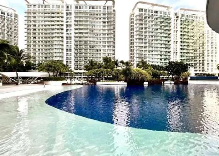Azure Skyview 1br Netflix Karaoke Ps3 Airport Holiday home *