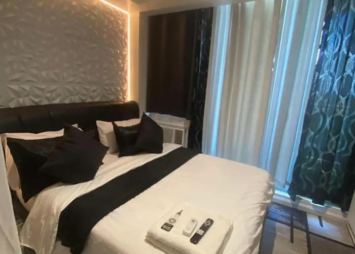 Azure Skyview 1br Netflix Karaoke Ps3 Airport Holiday home